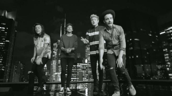 Клип one two three. One direction клипы. клип perfect one direction. a one клипы. старые клипы зарубежные.