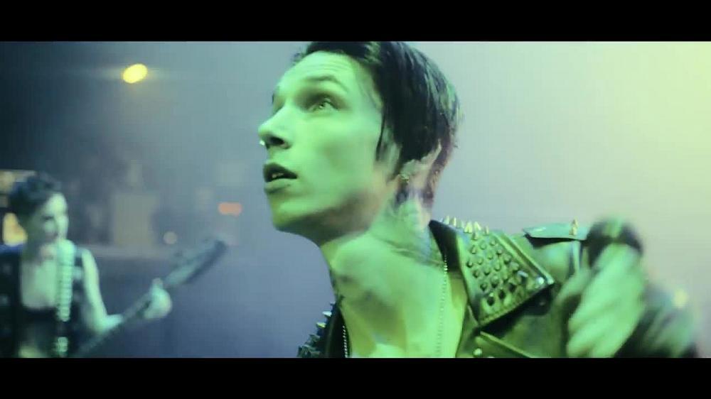 He burn. Relentless перевод. Джонни фауст американский сатана. He burn. American satan 2017.